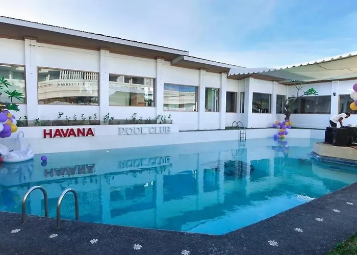 Privat Pool At Villa Kuta (Bali)