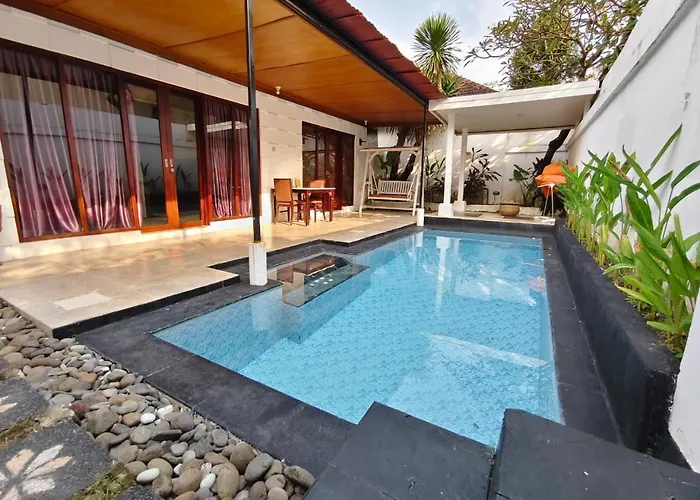 Villa Privat Pool At *